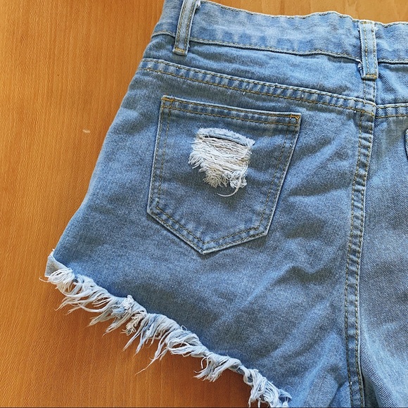 ✨ Distressed Denim High Waist Shorts - S/27 - Picture 7 of 11